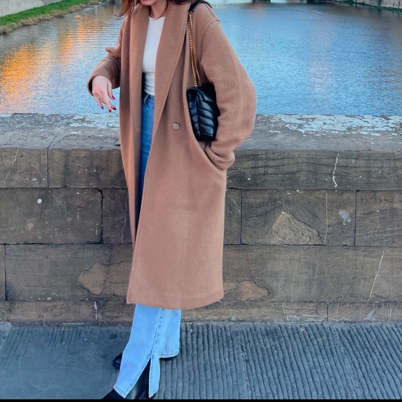 Wilfred Oversized Caramel “Slouch Coat” - Picture 16 of 16